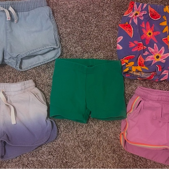 Size 2T toddler girl shorts / Tea Collection (4 pairs) Cat & Jack (1 pair) - Picture 1 of 4